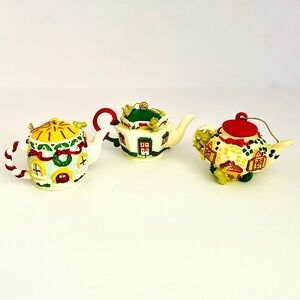 Enesco Treasury of Christmas Ornaments Tiny Teapot Series